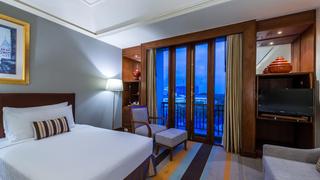 Chatrium Hotel Royal Lake Yangon