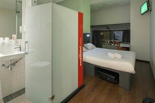 easyHotel Rotterdam City Center